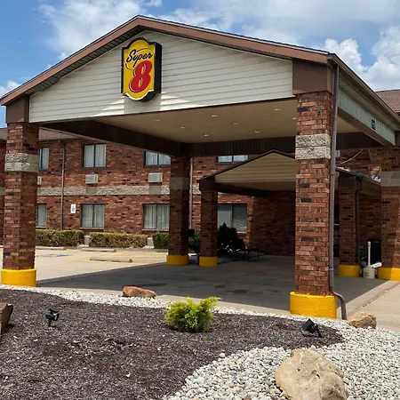Super 8 By Wyndham Independence Ks-3