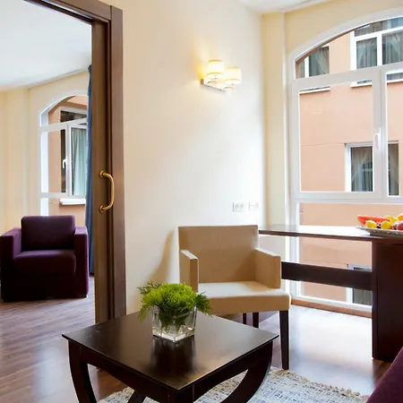 Palacio de los Blasones Suites-3