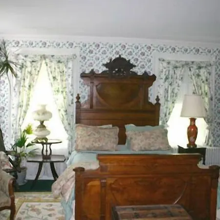 House Of 1833 Bed And Breakfast-3