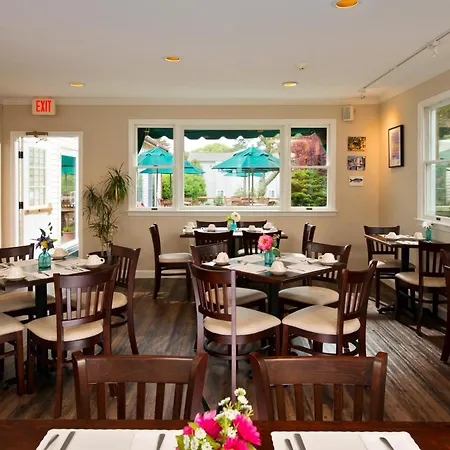 Wellfleet Lodge-2