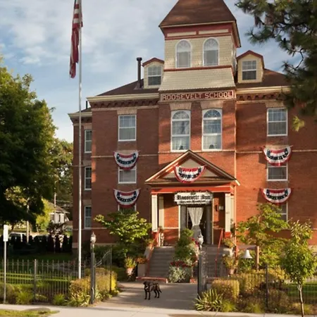 The Roosevelt Inn-2