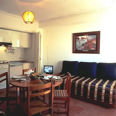 Apartamentos Turisticos Regina-2
