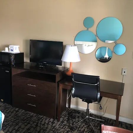 Howard Johnson By Wyndham Rocky Hill-3