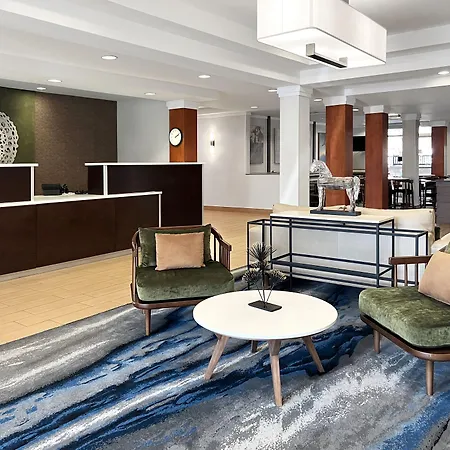 Fairfield Inn & Suites By Marriott Rogers-3