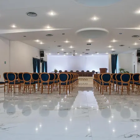 Pizzomunno Vieste Palace Hotel-3
