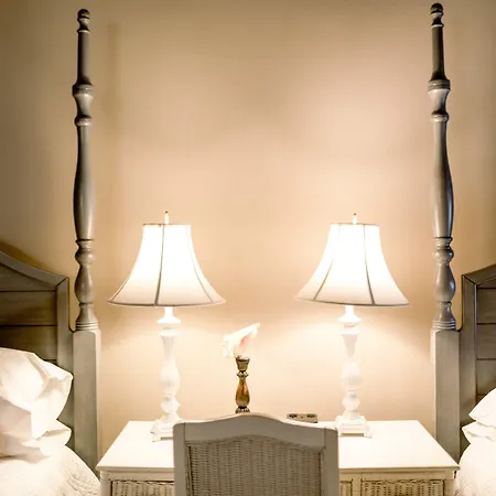 Merritt House Hotel-2