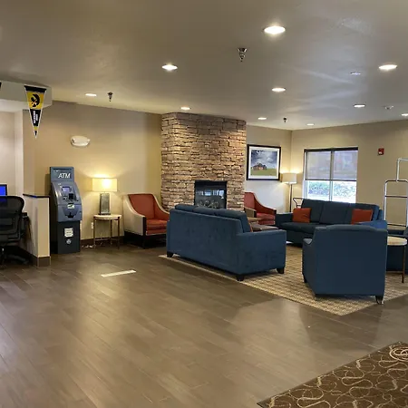 Comfort Suites Coralville I-80-2