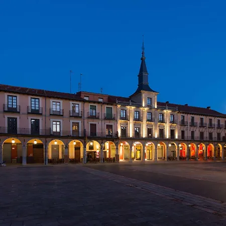 NH Collection León Plaza Mayor-3
