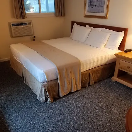 Sea Cliff House Motel-3