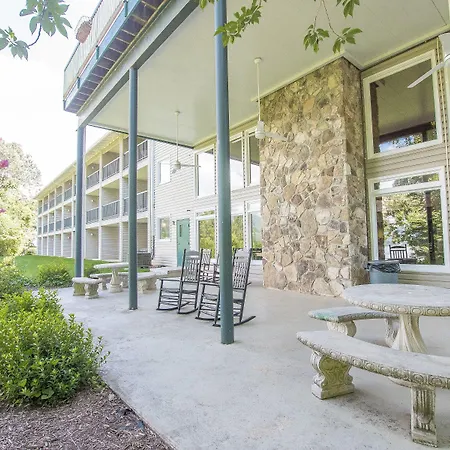Lake Chatuge Lodge-3