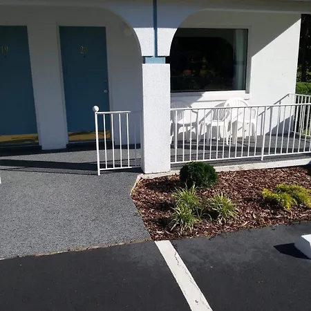 Carolina Motel-3