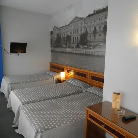 Hotel Photo Zabalburu-2