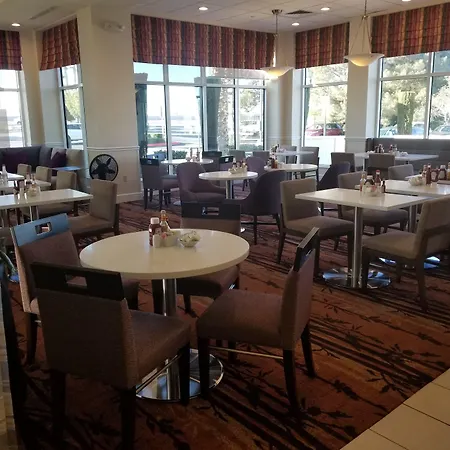 Hilton Garden Inn Victorville-3