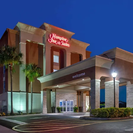 Hampton Inn & Suites Cape Coral / Fort Myers-3