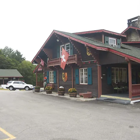 Swiss Chalets Village Inn-3