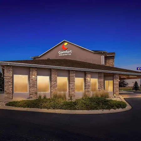 Comfort Inn & Suites Near University Of Wyoming-3