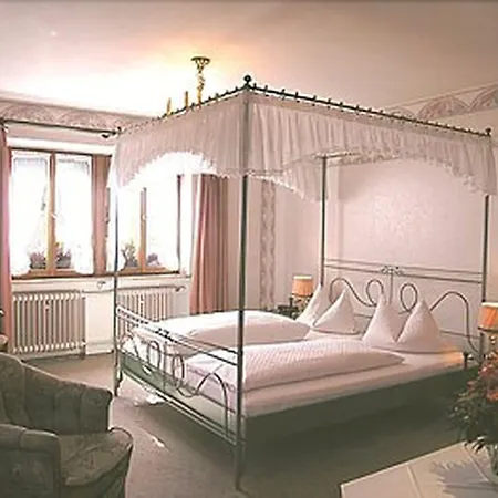Burghotel-3