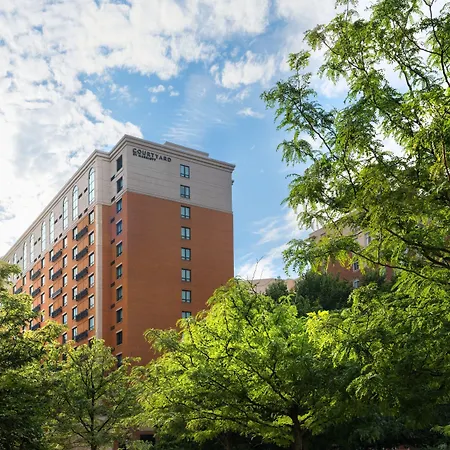 Courtyard By Marriott Washington Capitol Hill/Navy Yard-3