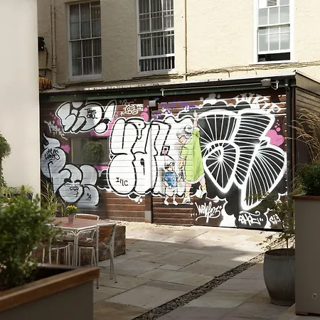 Brooks Guesthouse Bristol-2