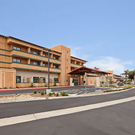 Holiday Inn Express Hotel & Suites Ventura Harbor By Ihg-3