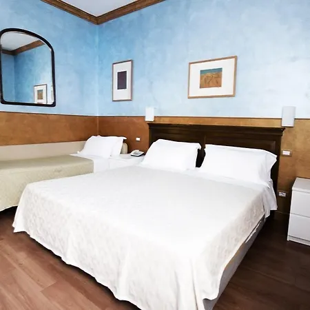 Hotel Diana-3