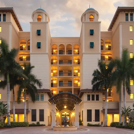 Holiday Inn Club Vacations Sunset Cove Resort-3