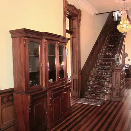 Baer House Inn-3