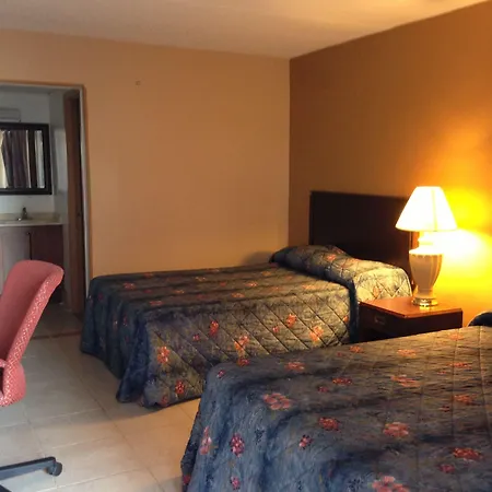 Cloud 9 Inn - Beach Hotel-3