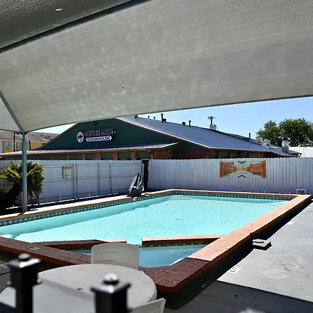 Howard Johnson By Wyndham Near Schlitterbahn-3
