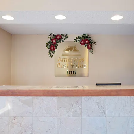 Americas Best Value Inn-Savannah-2