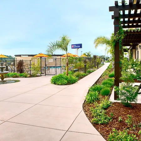 Hilton Garden Inn San Luis Obispo/Pismo Beach-3