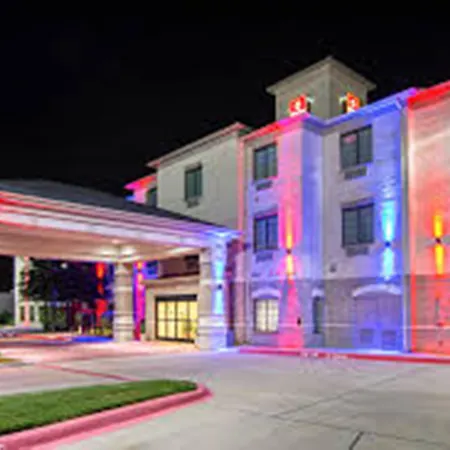 Clarion Inn & Suites Weatherford South-2