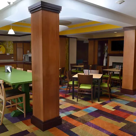 Fairfield Inn & Suites Effingham-3