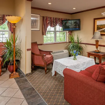 Microtel Inn & Suites Beckley East-2