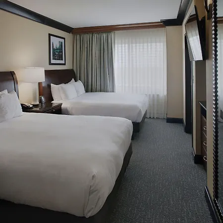 Doubletree Suites By Hilton Bentonville-2