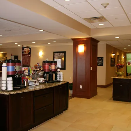 Hampton Inn Watertown-3