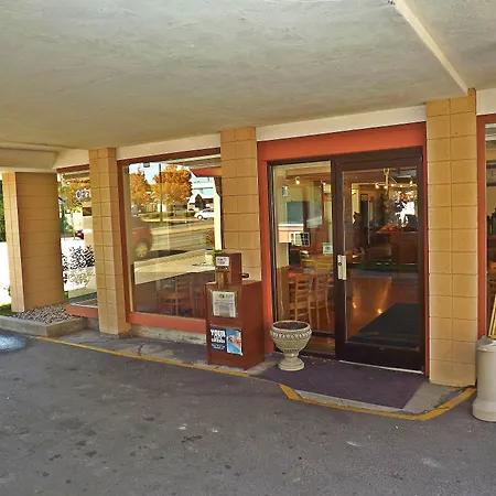 Travelodge By Wyndham Kalispell-2