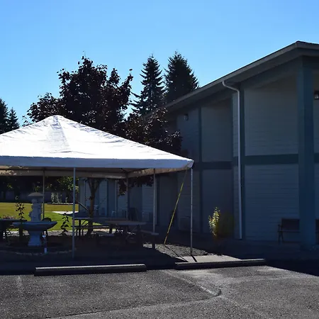 Dew Drop Inn-3