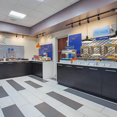 Holiday Inn Express & Suites Lebanon-Nashville Area By Ihg-2