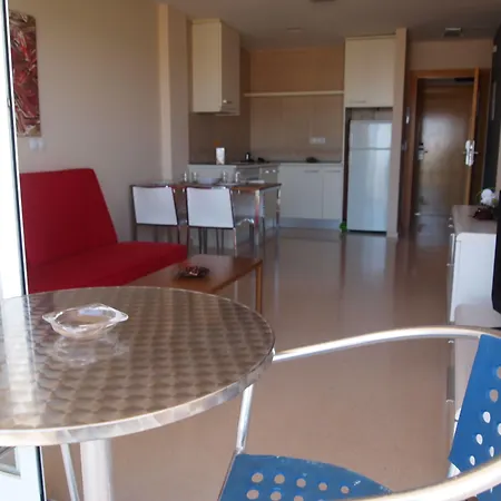 Apartamentos Turisticos Vacanza Sun Beach-2