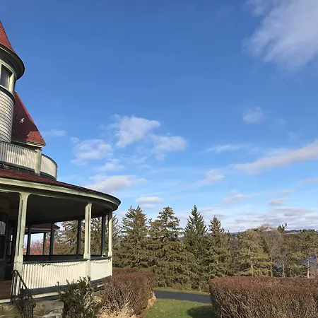 Idlwilde Inn-2