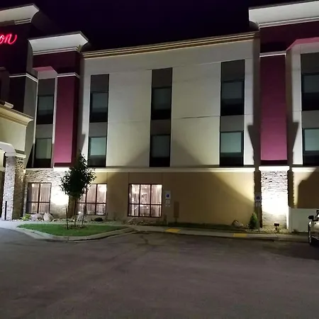 Hampton Inn Bismarck-3