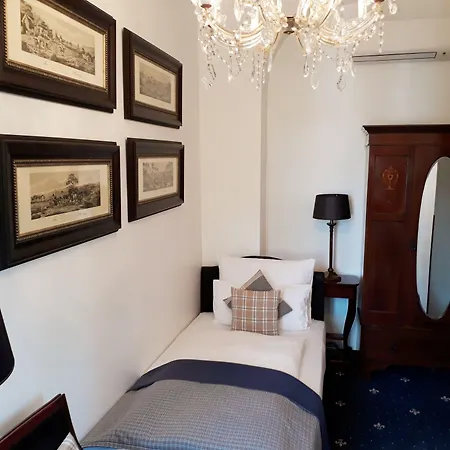 Boutique Hotel Windsor - The Charming City Hotels-3