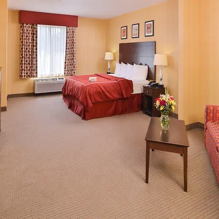 Quality Suites Stratford-2