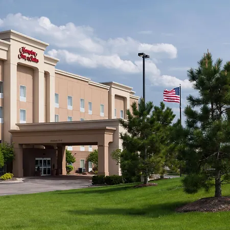 Hampton Inn & Suites Davenport-3