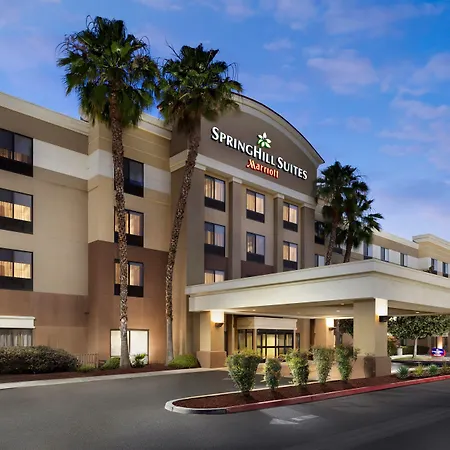 Springhill Suites Fresno-3