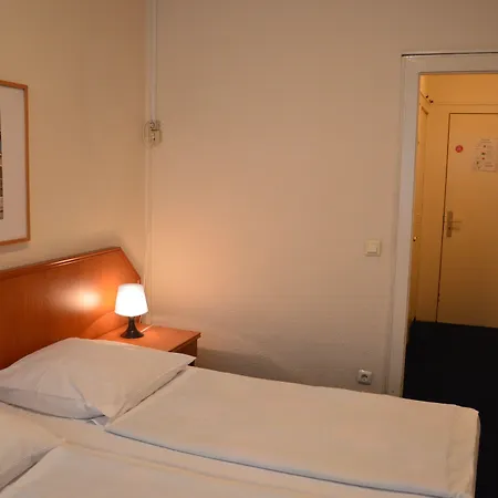 Hotel Mercedes/Centrum-3