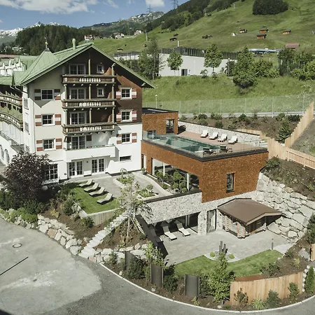 Hotel Schwarzer Adler - Sport&Spa-2