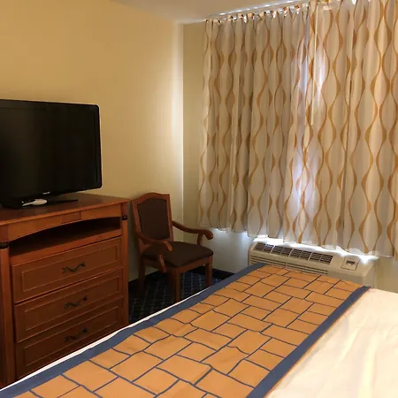 Days Inn By Wyndham Brigham City-2