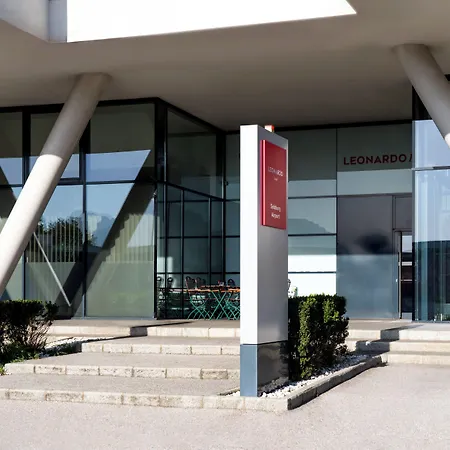 Leonardo Hotel Salzburg Airport-3